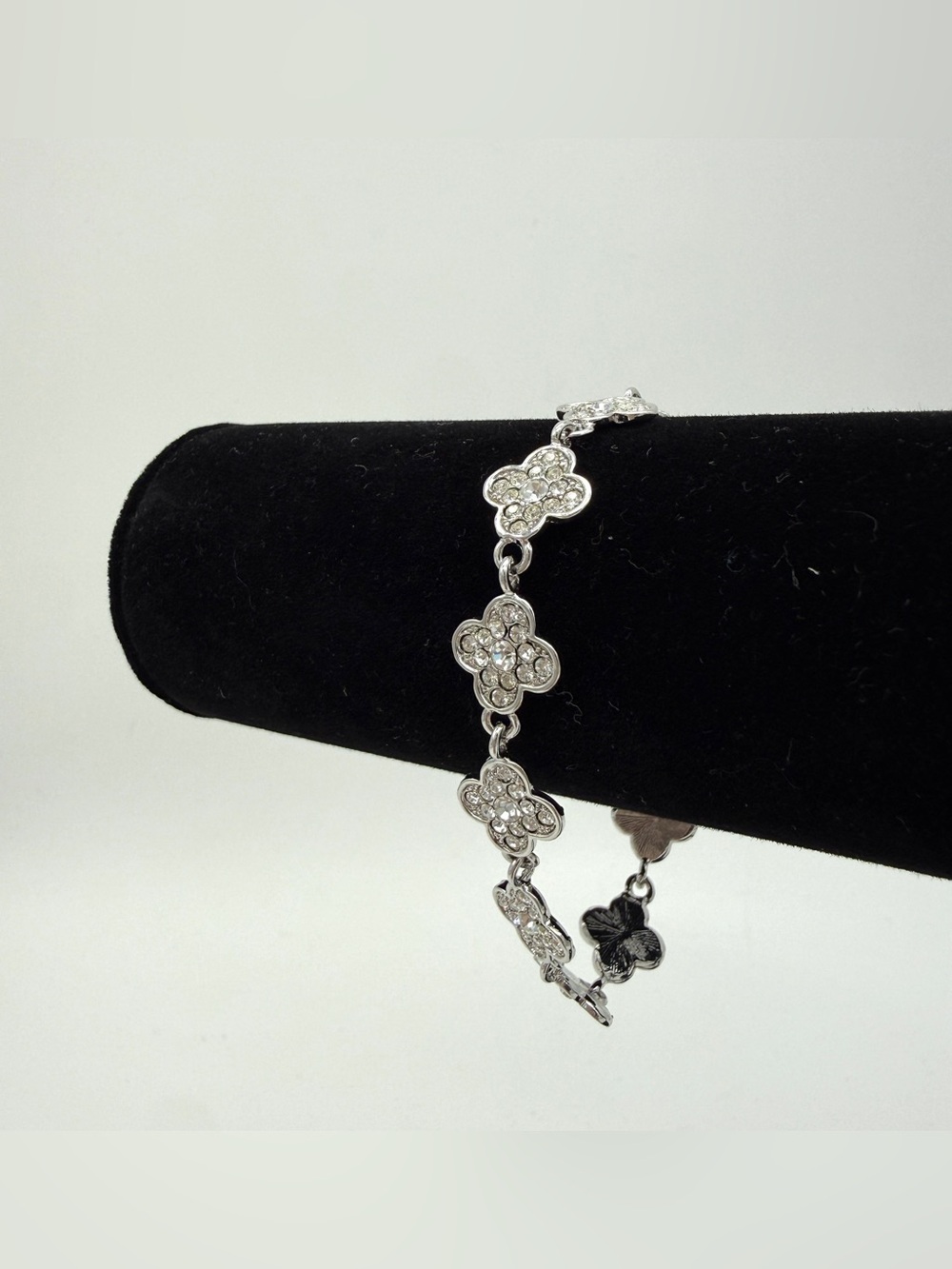 Vintage Crystal Clover Bracelet